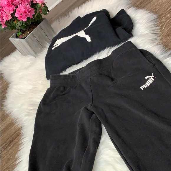Puma Tops - Womens Puma sweatsuit